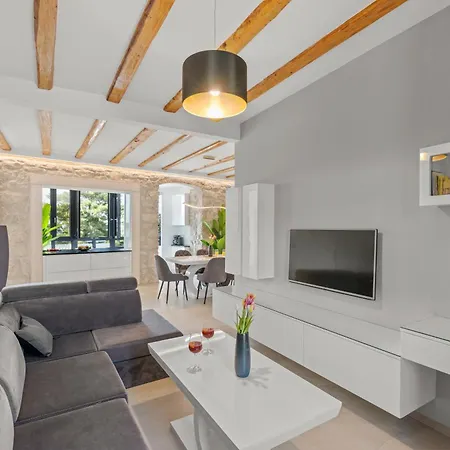 Angel's Sunrise Apartment Poreč